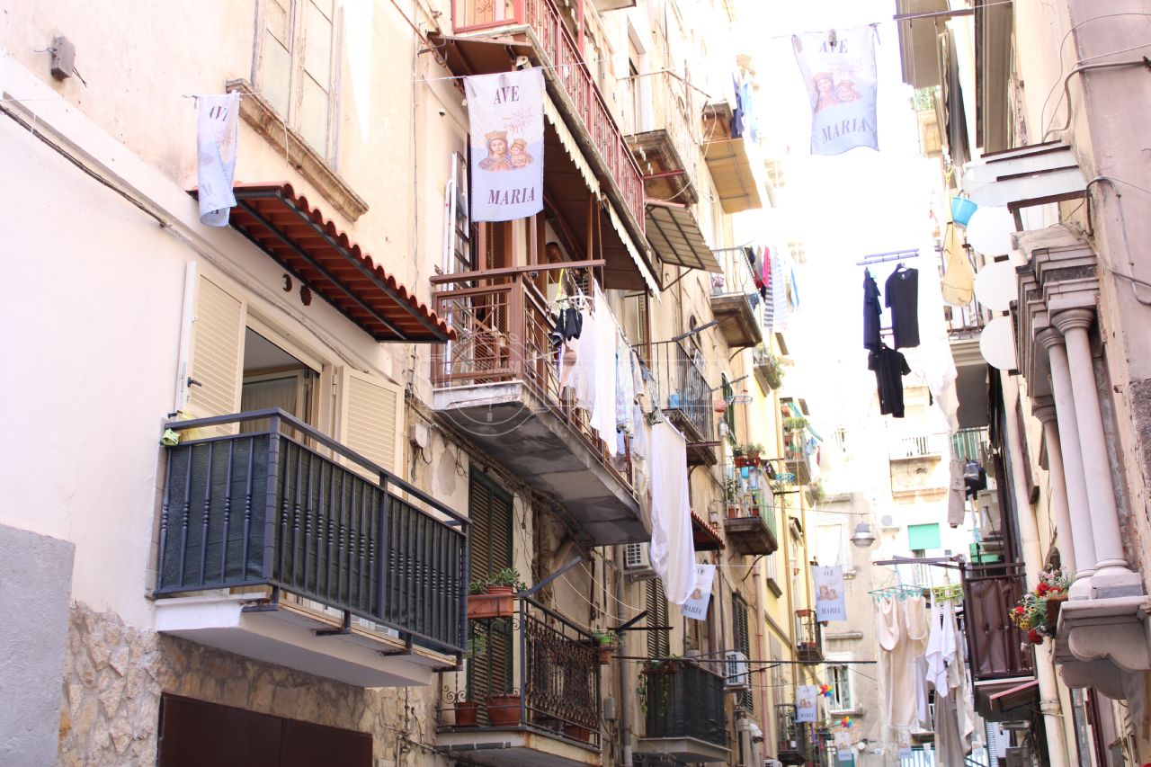 Vendita Bilocale Napoli Quartieri Spagnoli