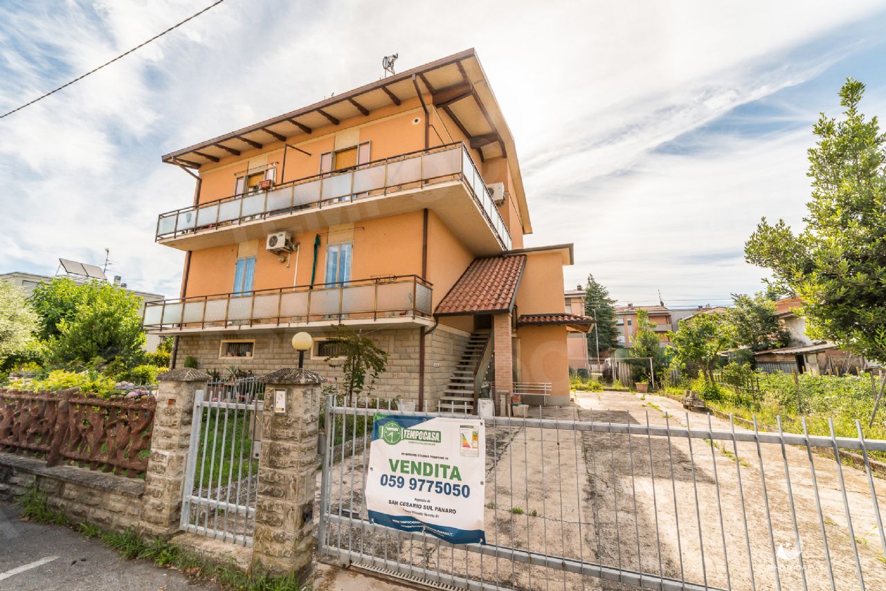 Villa Bifamiliare San Cesario sul Panaro/Savignano, affitto e vendita Villa Bifamiliare San Villa Bifamiliare San Cesario sul Panaro/Savignano, affitto e vendita Villa Bifamiliare San