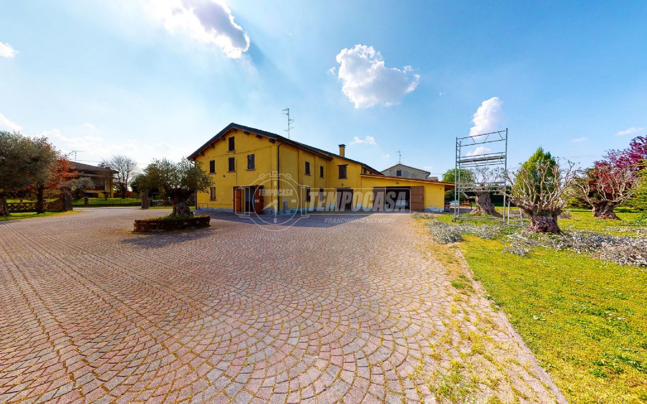 Case In Affitto Mirandola Piano Terra